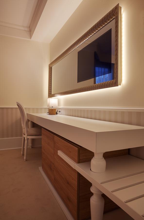 Castello Boutique Hotel Čačak Dış mekan fotoğraf