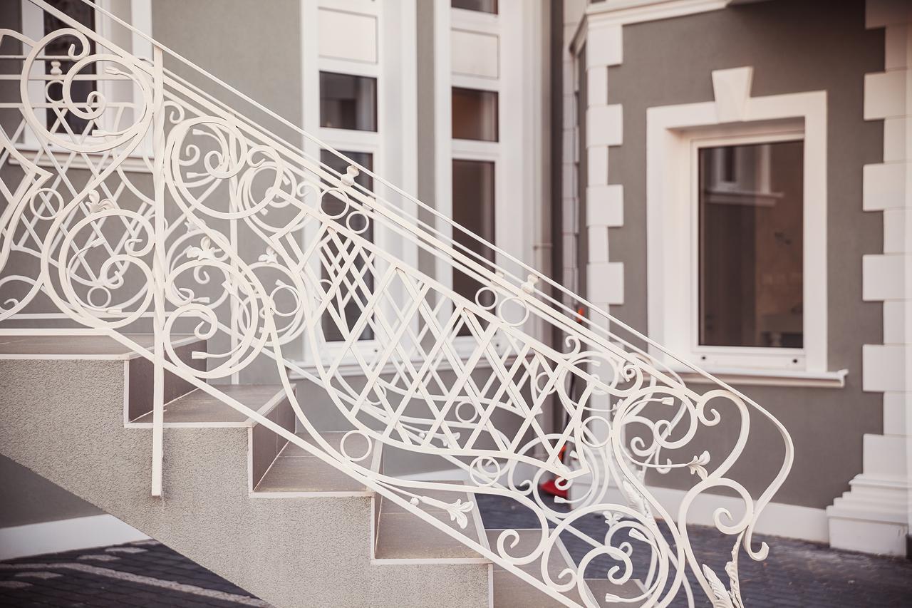 Castello Boutique Hotel Čačak Dış mekan fotoğraf