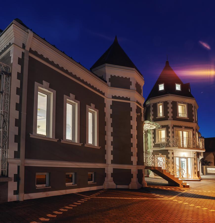 Castello Boutique Hotel Čačak Dış mekan fotoğraf
